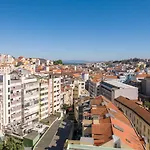 H10 Duque De Loule Szálloda 4*