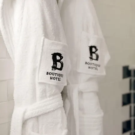 H10 Duque De Loule Hotel 4*