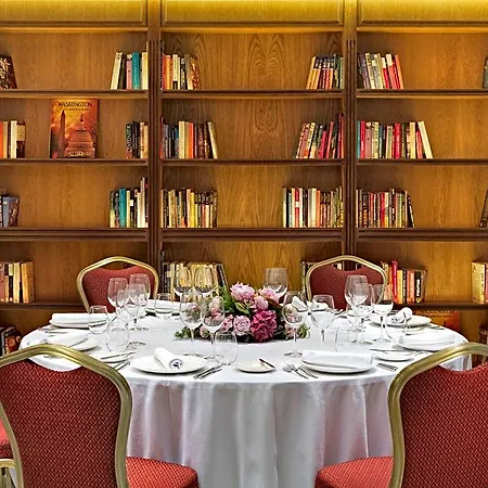 H10杜克德楼尔酒店 4* Lisboa