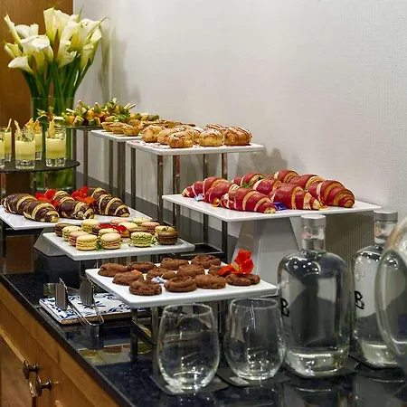 H10 ドゥケ デ ローレ 4* リスボン