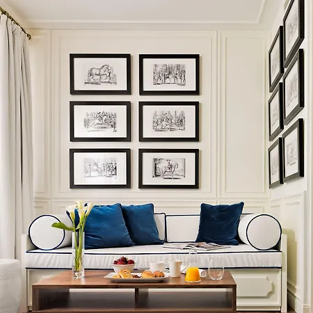 H10 ドゥケ デ ローレ