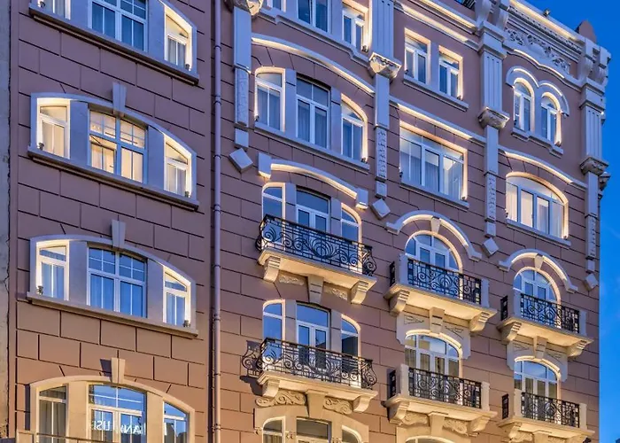 H10 Duque De Loule Hotel