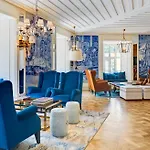 H10 Duque De Loule Hotel 4*
